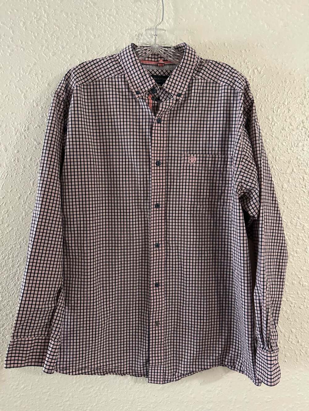 Ariat Pro Series Men's Long Sleeve Button Down Shirt Size L Pink Black Plaid